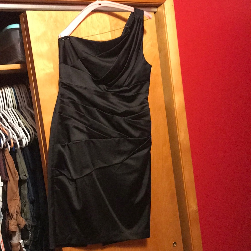 Black cocktail dress size 8